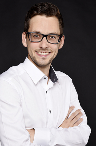 Fotograf-Basel-Business-Portrait-Mitarbeiterportrait-Baselland_13.jpg
