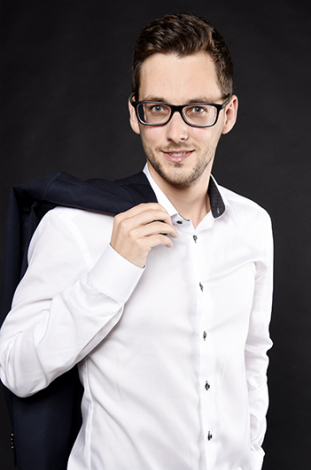 Fotograf-Basel-Business-Portrait-Mitarbeiterportrait-Baselland_14.jpg